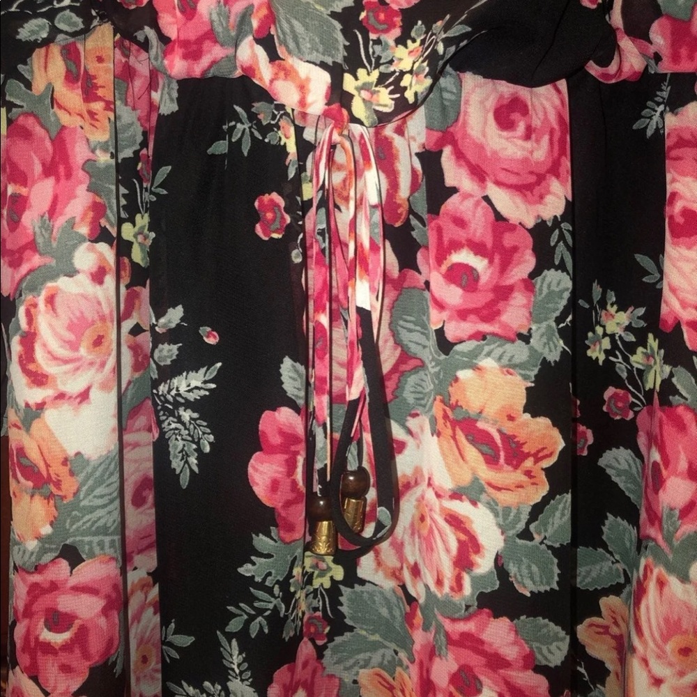 Dress - Picture 3 of 5